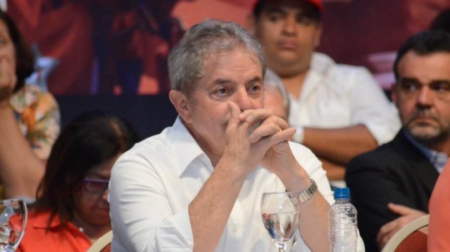 Ex-presidente Luiz Inácio Lula da Silva em 7 de abril de 2018 - AFP/Arquivos